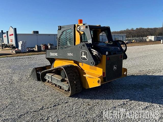 Image of John Deere 325G equipment image 2