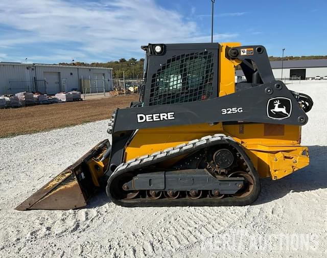 Image of John Deere 325G equipment image 1