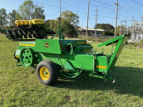 Image of John Deere 328 equipment image 3
