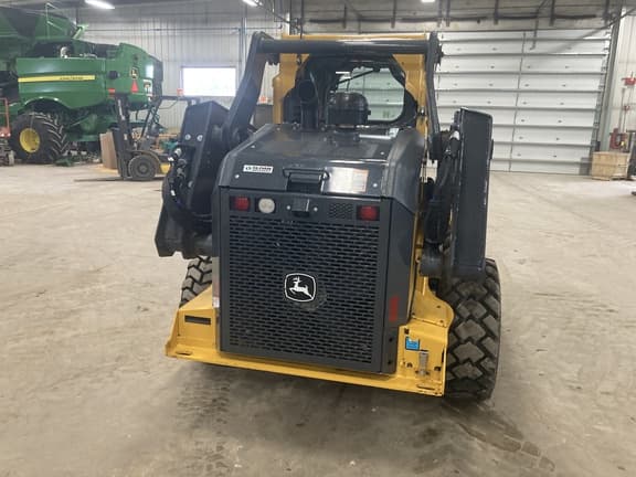 Image of John Deere 330G equipment image 4