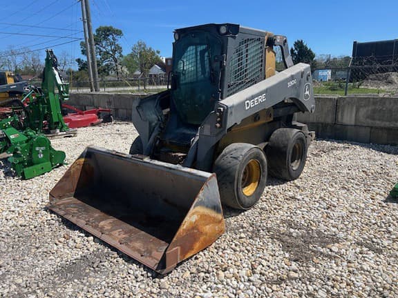 Image of John Deere 330G Primary image