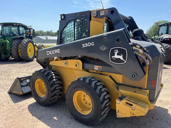 Image of John Deere 330G equipment image 4