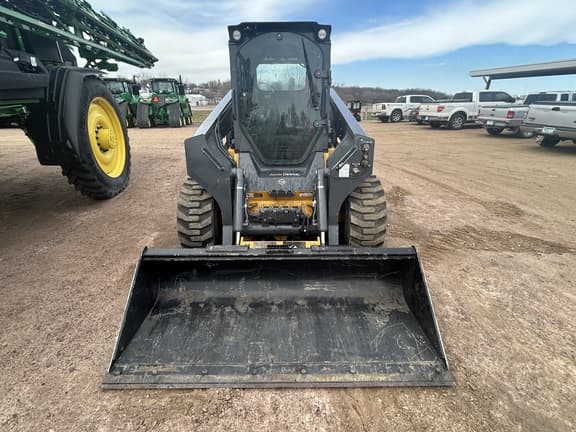 Image of John Deere 330G equipment image 1