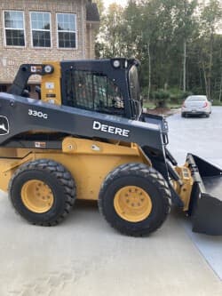 Image of John Deere 330G equipment image 2