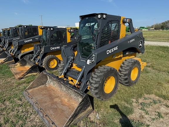 Image of John Deere 330G equipment image 3