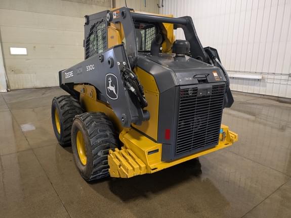 Image of John Deere 330G equipment image 2