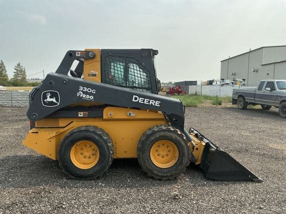 Image of John Deere 330G equipment image 1