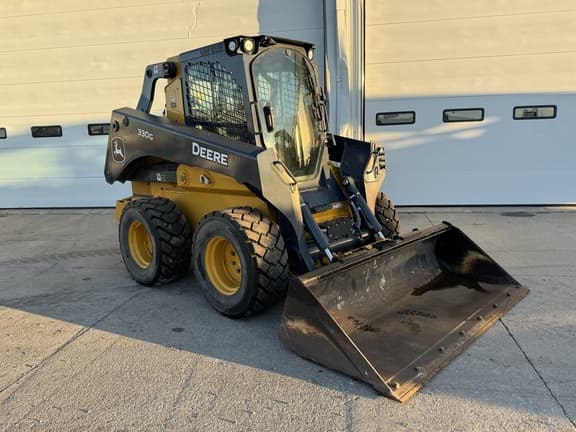Image of John Deere 330G Primary image