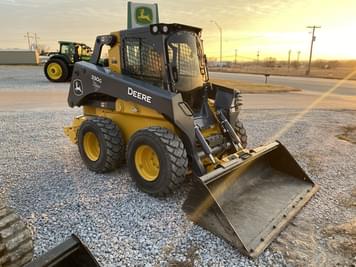 Main image John Deere 330G