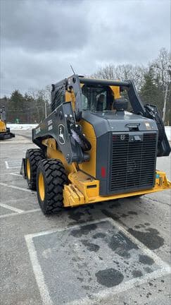 Image of John Deere 330G equipment image 1