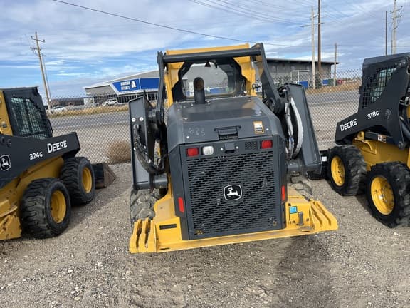 Image of John Deere 330G equipment image 4
