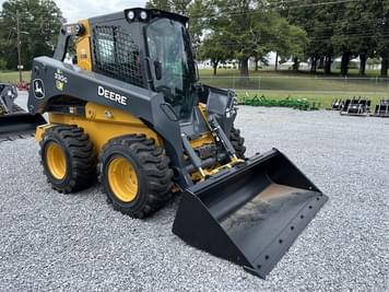 Main image John Deere 330G