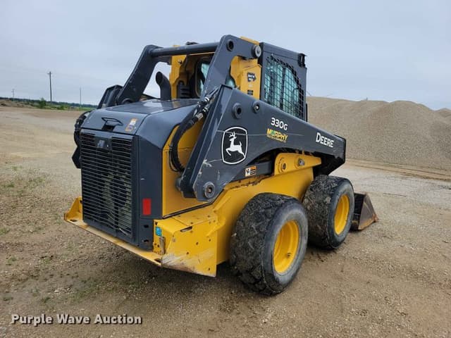 Image of John Deere 330G equipment image 4