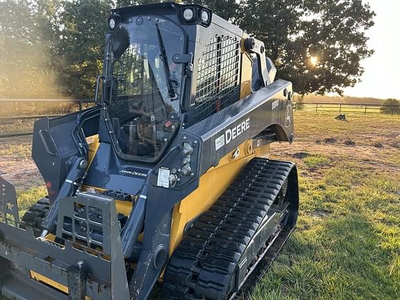 Image of John Deere 331G equipment image 3