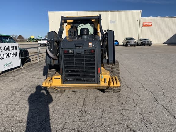 Image of John Deere 331G equipment image 4