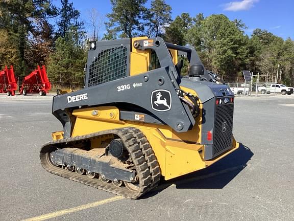 Image of John Deere 331G equipment image 2