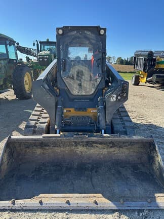 Image of John Deere 331G equipment image 4