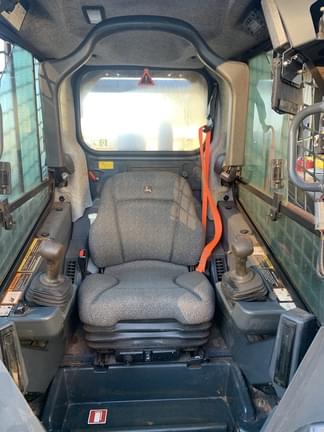 Image of John Deere 331G equipment image 2