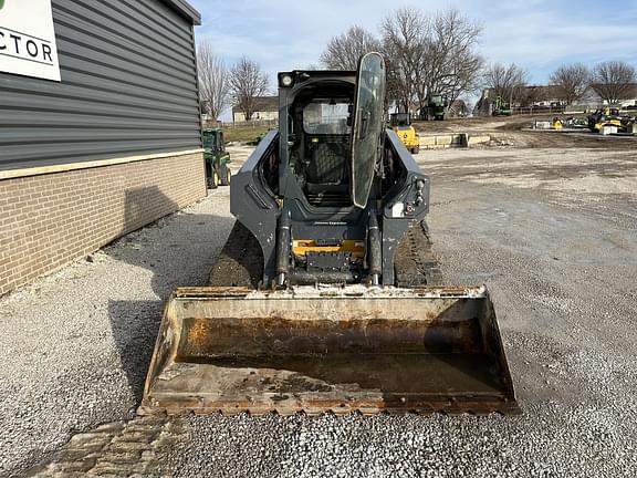 Image of John Deere 331G equipment image 2