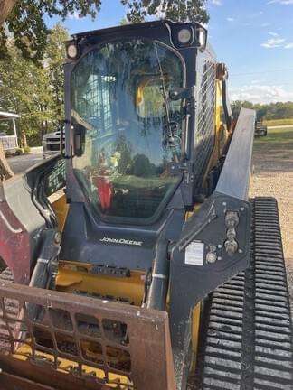 Image of John Deere 331G equipment image 3