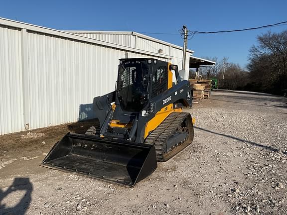 Image of John Deere 331G equipment image 1