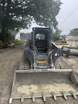 Image of John Deere 331G equipment image 1