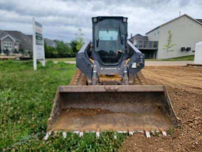 Image of John Deere 331G equipment image 2