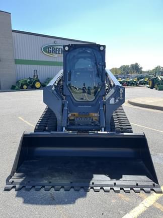 Image of John Deere 331G equipment image 2