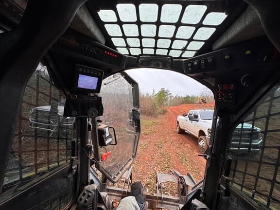 Image of John Deere 331G equipment image 1