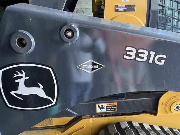 Image of John Deere 331G equipment image 4