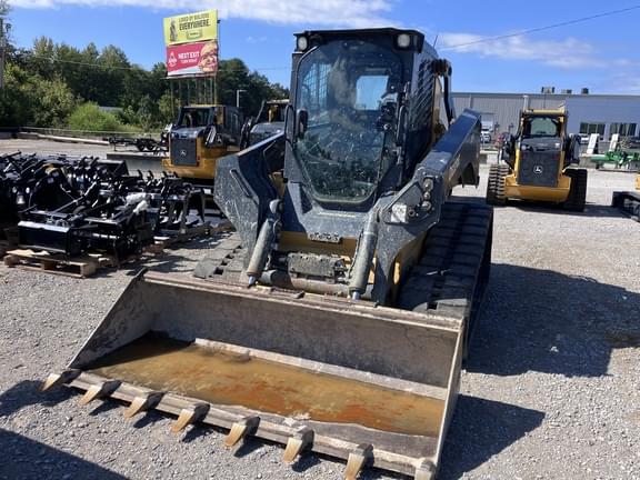 Image of John Deere 331G equipment image 1