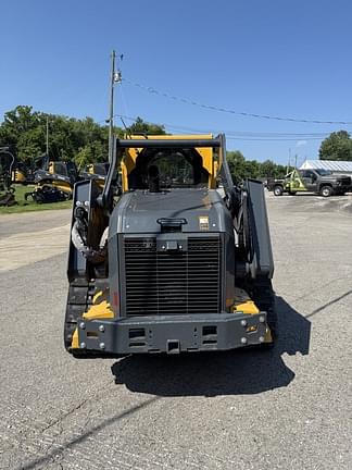 Image of John Deere 331G equipment image 3