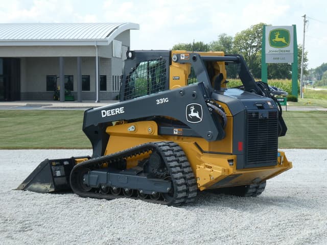 Image of John Deere 331G equipment image 4