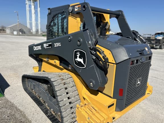 Image of John Deere 331G equipment image 3