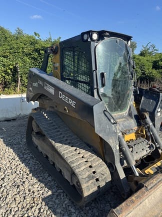 2023 John Deere 331G Equipment Image0