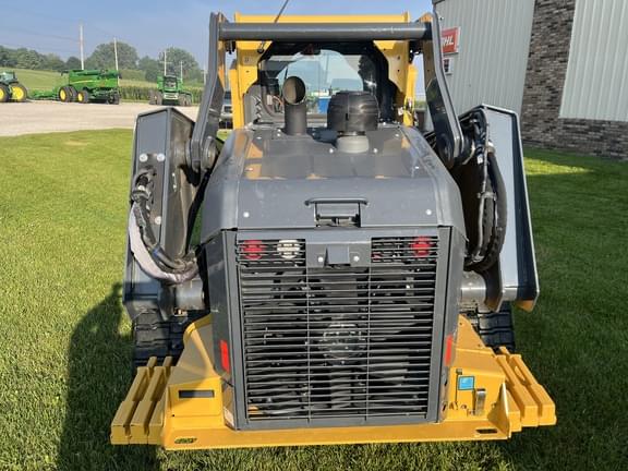 Image of John Deere 331G equipment image 4