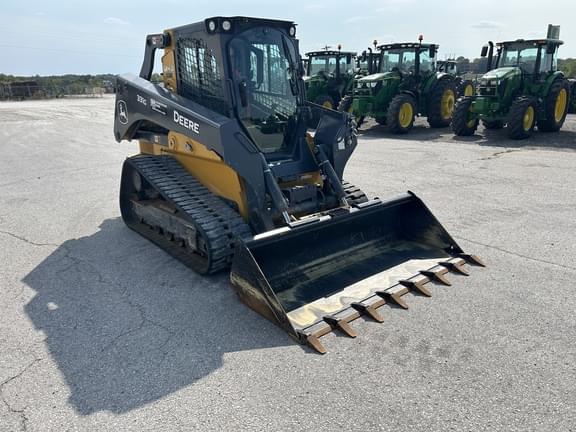 Image of John Deere 331G equipment image 1