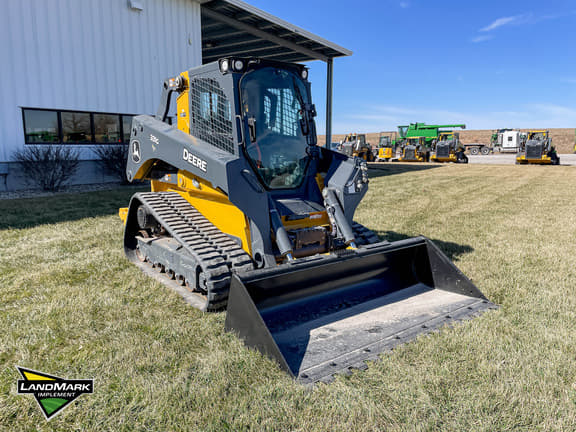 Image of John Deere 331G equipment image 2