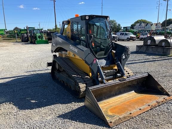 Image of John Deere 331G equipment image 1