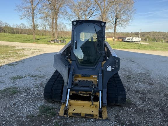 Image of John Deere 331G equipment image 2