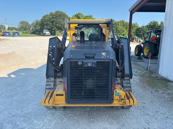 Image of John Deere 331G equipment image 4