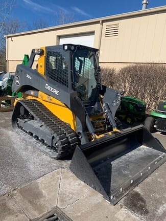 Main image John Deere 331G