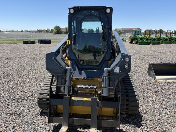 Image of John Deere 331G equipment image 1