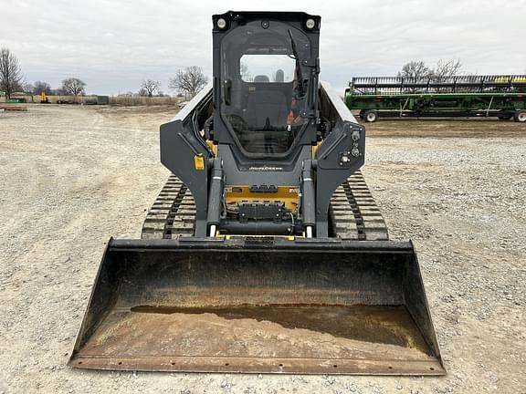 Image of John Deere 331G equipment image 2