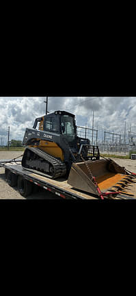 Image of John Deere 331G equipment image 3