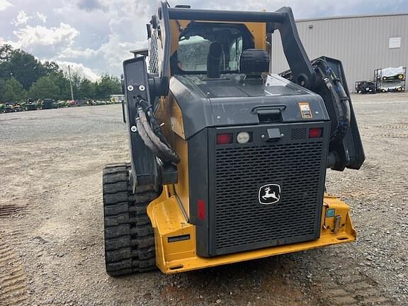 Image of John Deere 331G equipment image 3