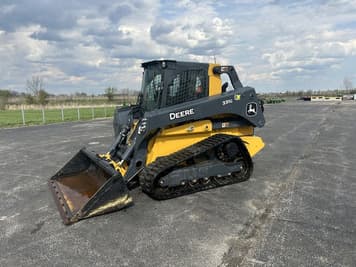 Main image John Deere 331G