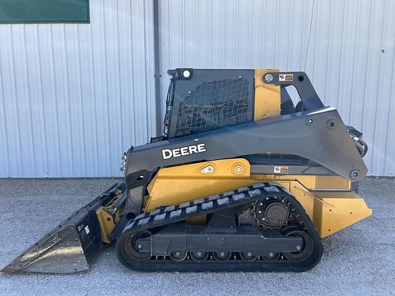 Image of John Deere 331G Primary image