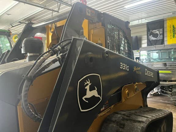 Image of John Deere 331G equipment image 3