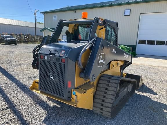 Image of John Deere 331G equipment image 3